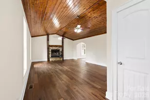 362 Gray Fox Rd, Rosman, NC 28772 - Photo 7