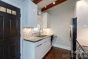 1901 Windham Pl, Charlotte, NC 28205 - Photo 7