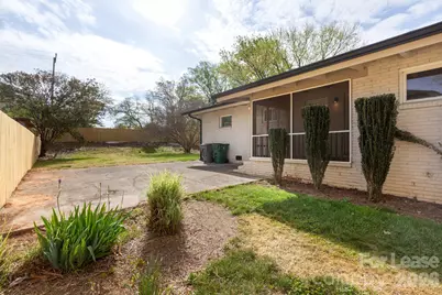 1901 Windham Place, Charlotte, NC 28205 - Photo 33