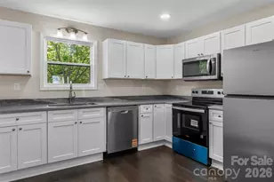 161 Lukin St, Marion, NC 28752 - Photo 13