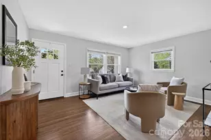 1521 Starbrook Dr, Charlotte, NC 28210 - Photo 3