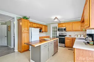 173 Odoms Chapel Rd, Bakersville, NC 28705 - Photo 11