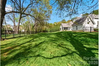 834 9th Avenue NW, Hickory, NC 28601 - Photo 45