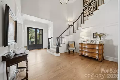 834 9th Avenue NW, Hickory, NC 28601 - Photo 7