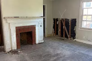 609 W Harvie Ave, Gastonia, NC 28052 - Photo 3