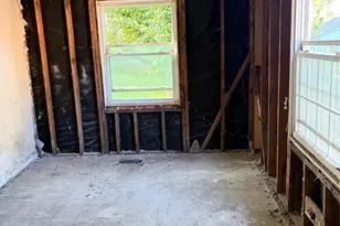 609 W Harvie Ave, Gastonia, NC 28052 - Photo 5