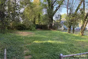 609 W Harvie Ave, Gastonia, NC 28052 - Photo 11