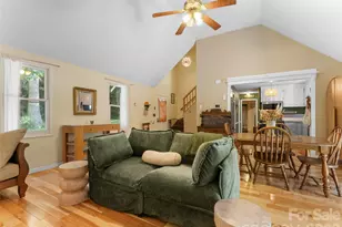 58 Pittman Rd, Fletcher, NC 28732 - Photo 3