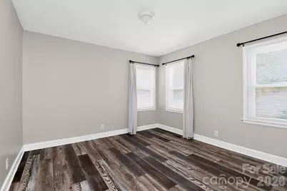 315 E 4th Avenue, Gastonia, NC 28054 - Photo 13