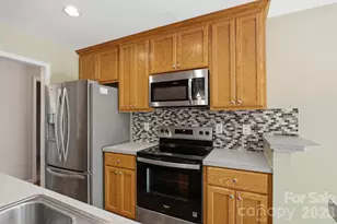 610 Mountain Pl, Albemarle, NC 28001 - Photo 7