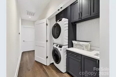 3074 Selwyn Avenue, Charlotte, NC 28209 - Photo 31