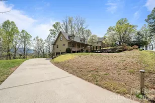 1750 Knollwood Cir, Morganton, NC 28655 - Photo 3