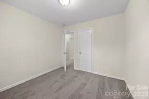2246 Sunset Blvd, Charlotte, NC 28269 - Photo 25