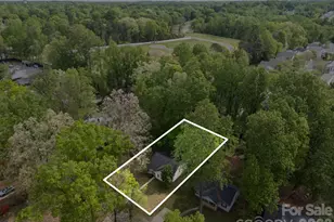 2246 Sunset Blvd, Charlotte, NC 28269 - Photo 29