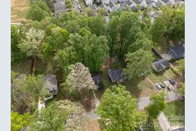 2246 Sunset Boulevard, Charlotte, NC 28269 - Photo 33