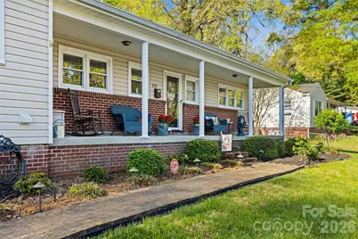 839 W Garrison Boulevard, Gastonia, NC 28052 - Photo 3