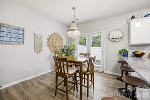 10041 Brittondale Ln, Charlotte, NC 28215 - Photo 23