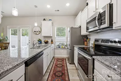 10041 Brittondale Lane, Charlotte, NC 28215 - Photo 21
