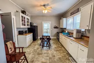 102 Sixth Em St, Marion, NC 28752 - Photo 5