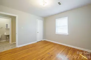 829 4th Ave SW, Hickory, NC 28602 - Photo 5