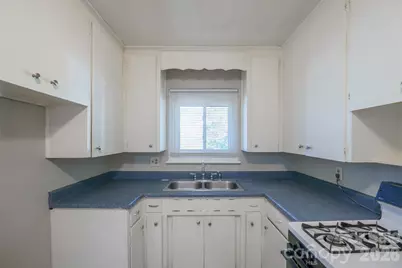 829 4th Avenue SW, Hickory, NC 28602 - Photo 7