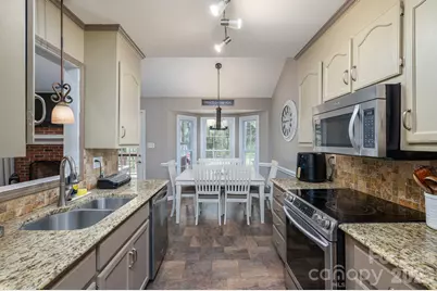 335 Cape Breton Trail, Gastonia, NC 28056 - Photo 9