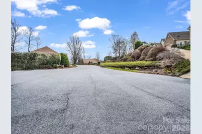 2325 Pommel Road #2325, Hendersonville, NC 28791 - Photo 19