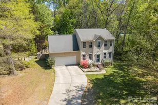 1321 Burtonwood Cir, Charlotte, NC 28212 - Photo 3