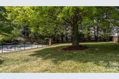 4525 18th Street Lane NE, Hickory, NC 28601 - Photo 37