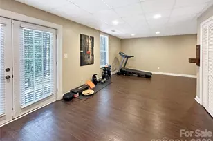 5106 Hanging Rock Ct, Hickory, NC 28601 - Photo 25