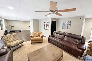 5106 Hanging Rock Ct, Hickory, NC 28601 - Photo 23