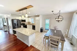 5106 Hanging Rock Ct, Hickory, NC 28601 - Photo 7