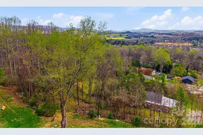 185 Garnet Way #Lot 13, Hendersonville, NC 28791 - Photo 7