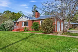 274 Old Haw Creek Rd, Asheville, NC 28805 - Photo 3