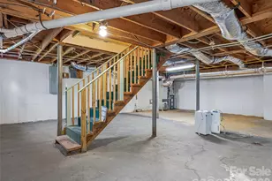 274 Old Haw Creek Rd, Asheville, NC 28805 - Photo 19