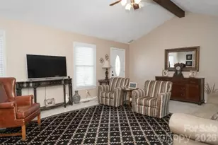 2465 Wellington Dr, Gastonia, NC 28054 - Photo 3