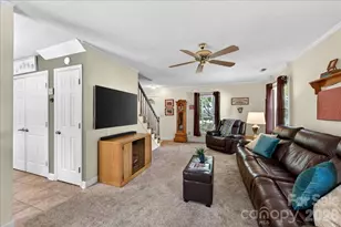 2534 Clearkirk Ct, Matthews, NC 28105 - Photo 7