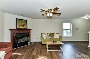 7144 Sycamore Grove Ct, Charlotte, NC 28227 - Photo 9