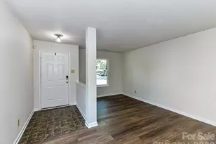 7144 Sycamore Grove Ct, Charlotte, NC 28227 - Photo 5