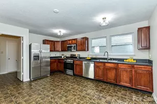 7144 Sycamore Grove Ct, Charlotte, NC 28227 - Photo 13