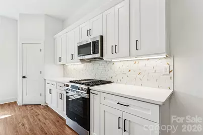 426 E 19th Street, Charlotte, NC 28206 - Photo 7