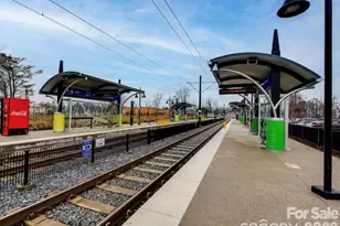 426 E 19th St, Charlotte, NC 28206 - Photo 25