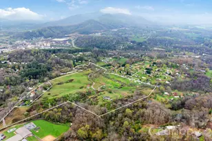 618 Beaverdam St, Canton, NC 28716 - Photo 1