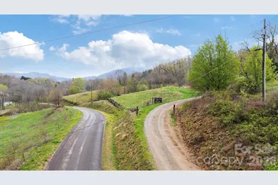 618 Beaverdam Street, Canton, NC 28716 - Photo 11