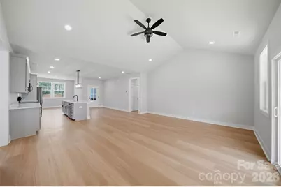 2422 Kimberly Avenue, Morganton, NC 28655 - Photo 9