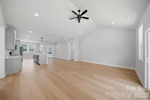 2422 Kimberly Ave, Morganton, NC 28655 - Photo 9