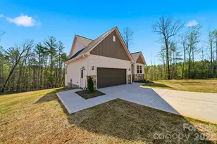 2422 Kimberly Ave, Morganton, NC 28655 - Photo 5
