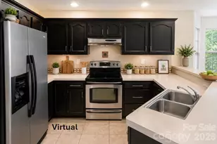 9313 Four Mile Crk Rd, Charlotte, NC 28277 - Photo 9