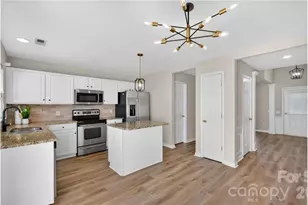 6526 Jupiter Ln, Charlotte, NC 28213 - Photo 11