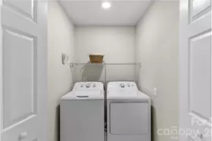 6526 Jupiter Ln, Charlotte, NC 28213 - Photo 25